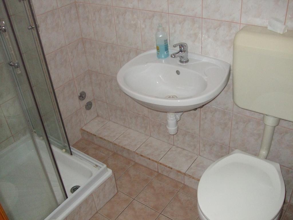 Timarhaz Panzio Bed & Breakfast Szeged Room photo