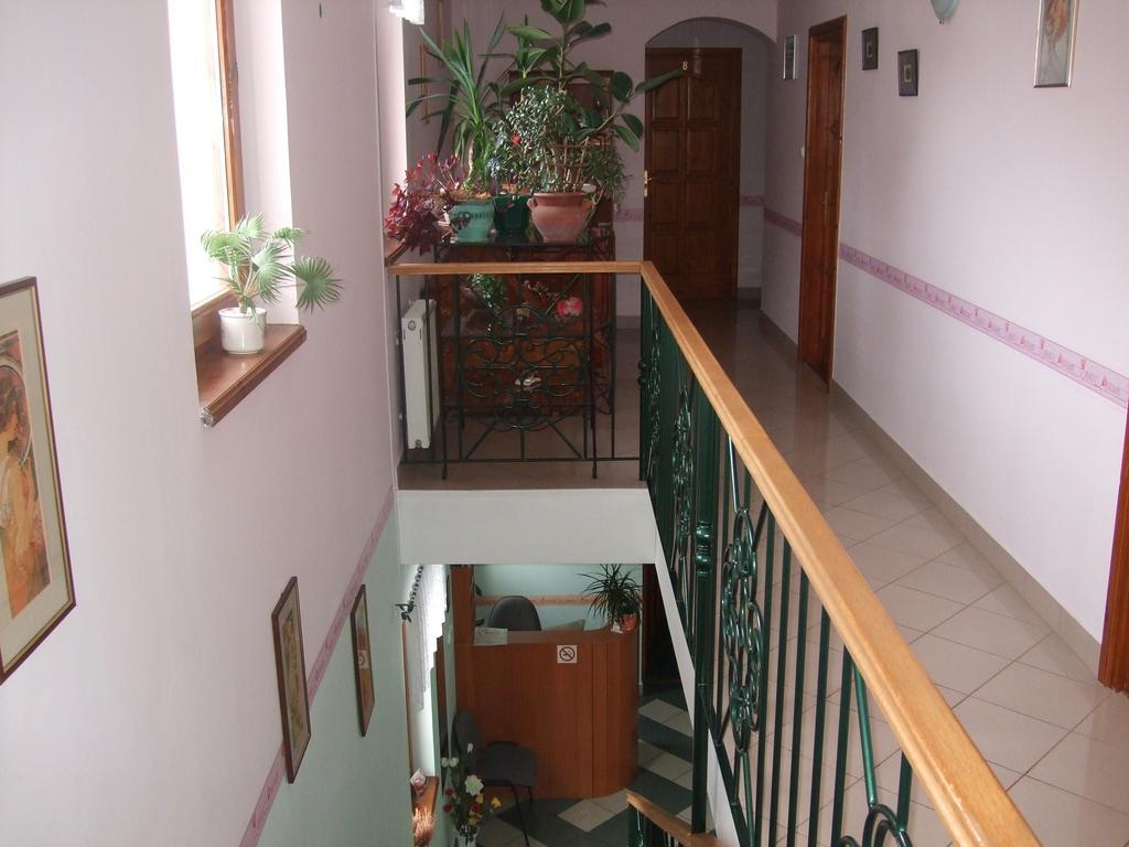 Timarhaz Panzio Bed & Breakfast Szeged Room photo